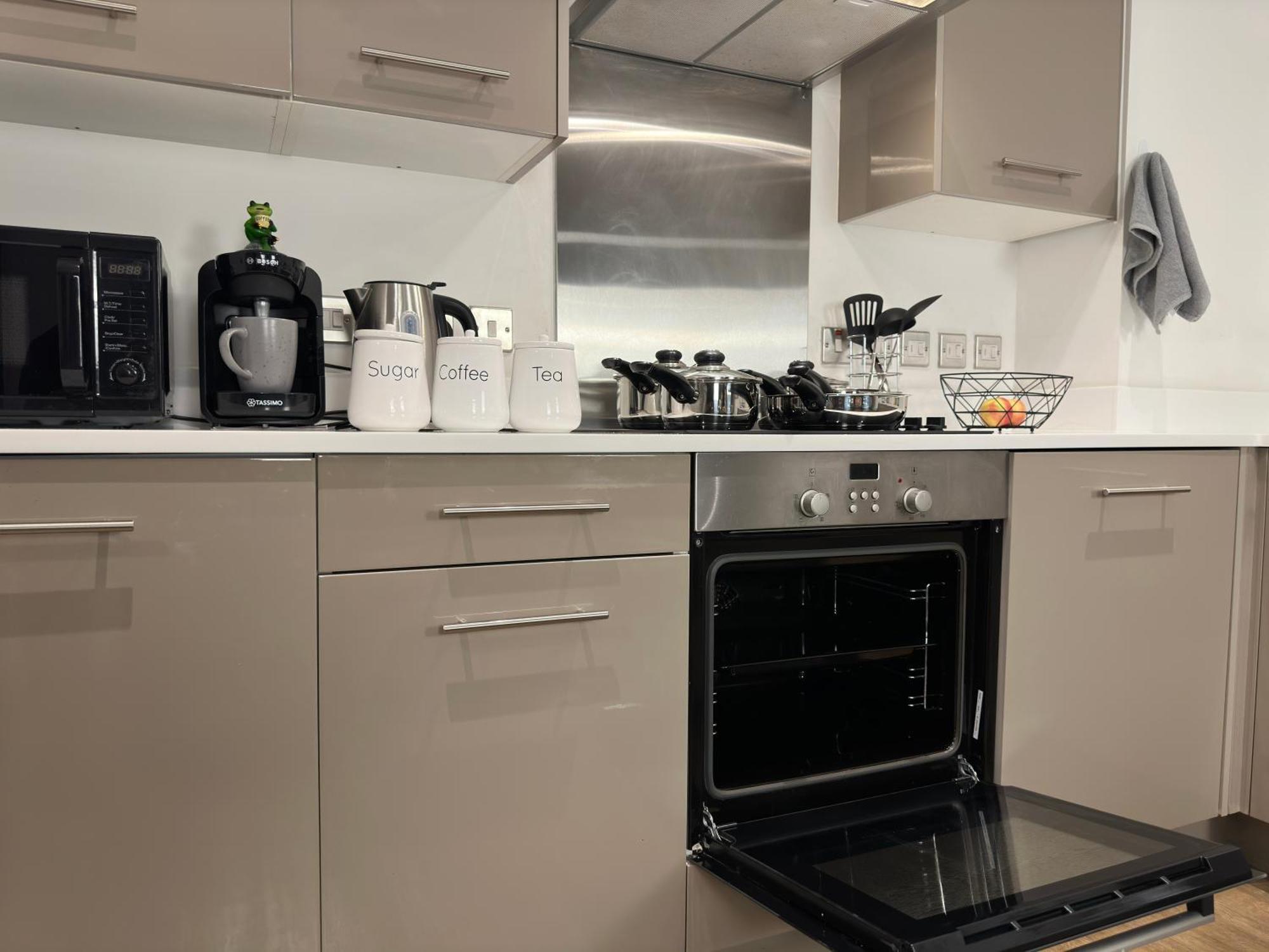 Cozy City Centre Apartment With Free Parking And Free Gym Birmingham Exterior photo